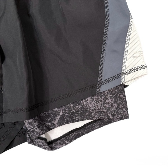 Champion Black and Gray Women's Athletic Shorts - Picture 3 of 5
